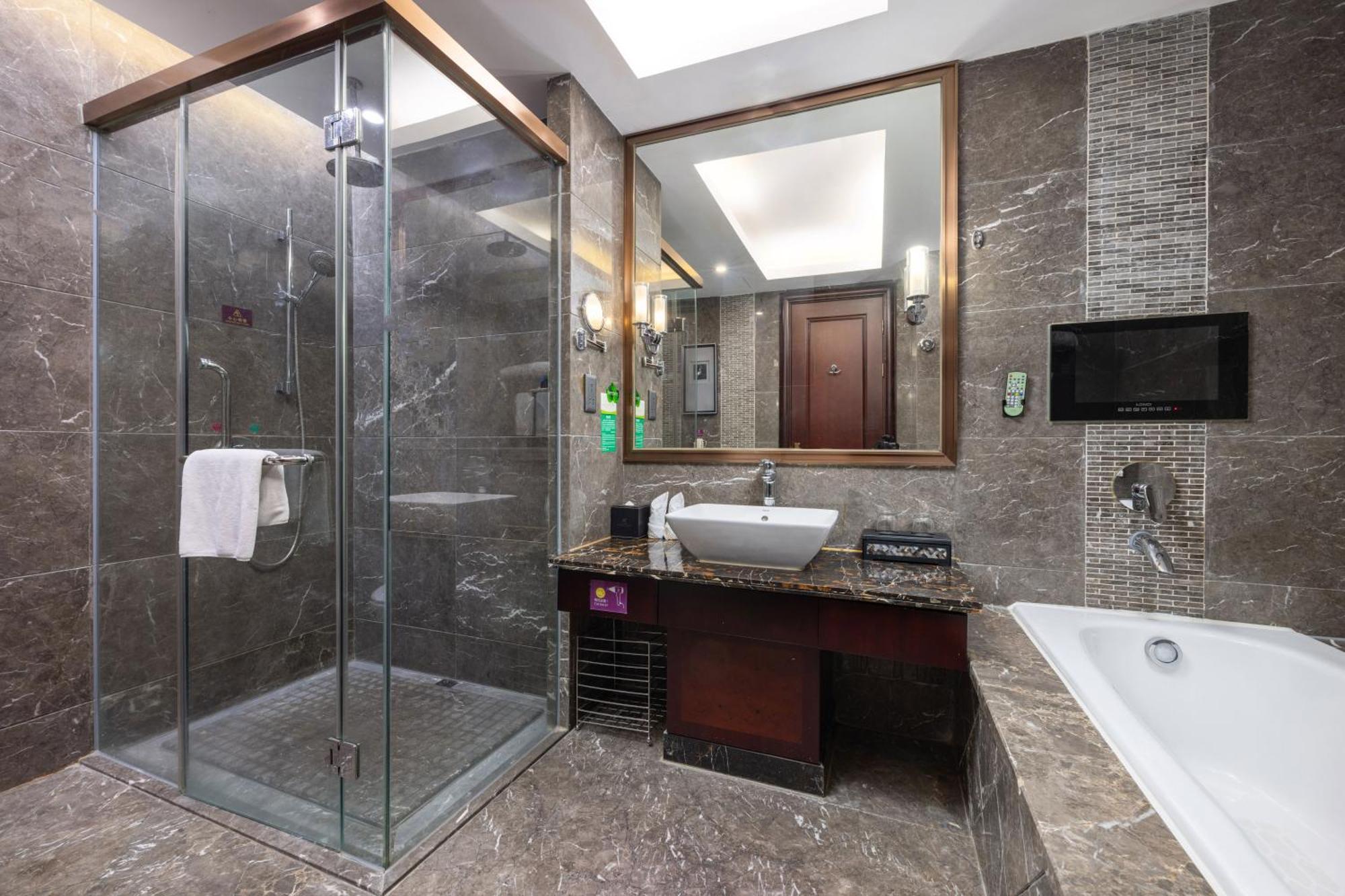 Shenzhen Baohengda International Hotel Bagian luar foto