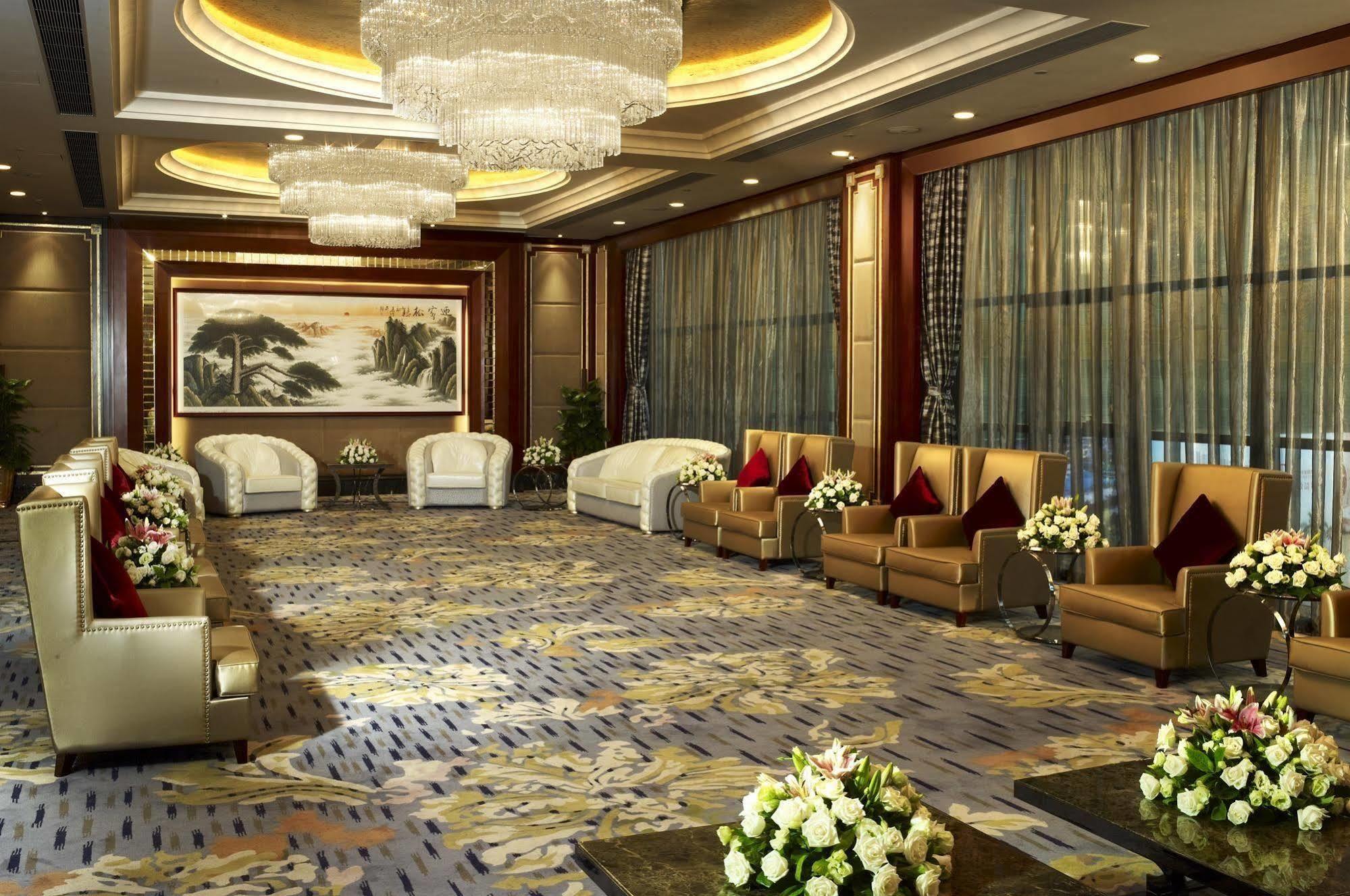 Shenzhen Baohengda International Hotel Bagian luar foto
